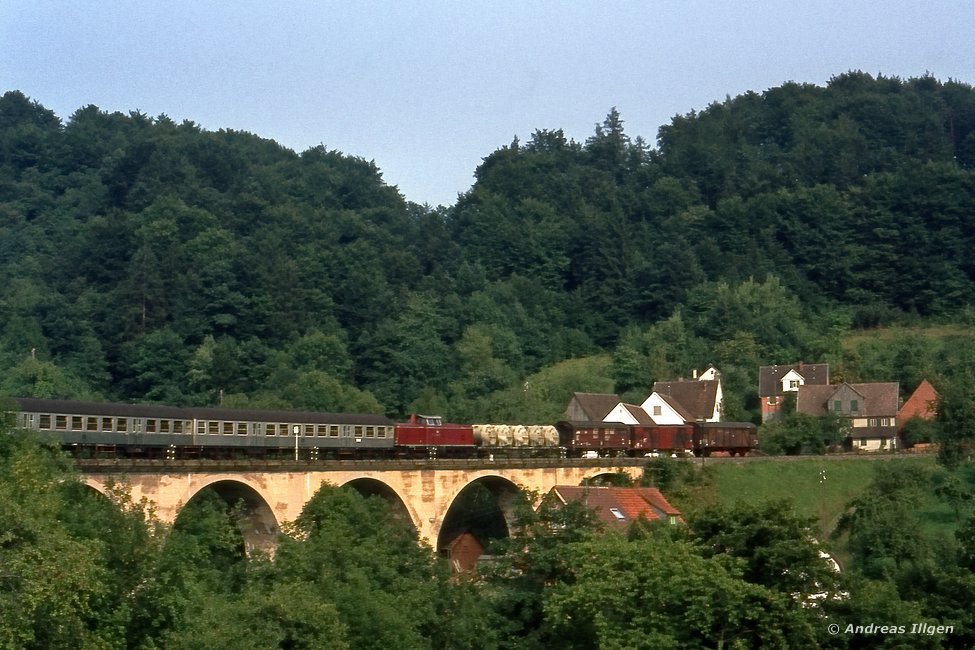 212 242 1973 am Strümpfelbach-Viadukt